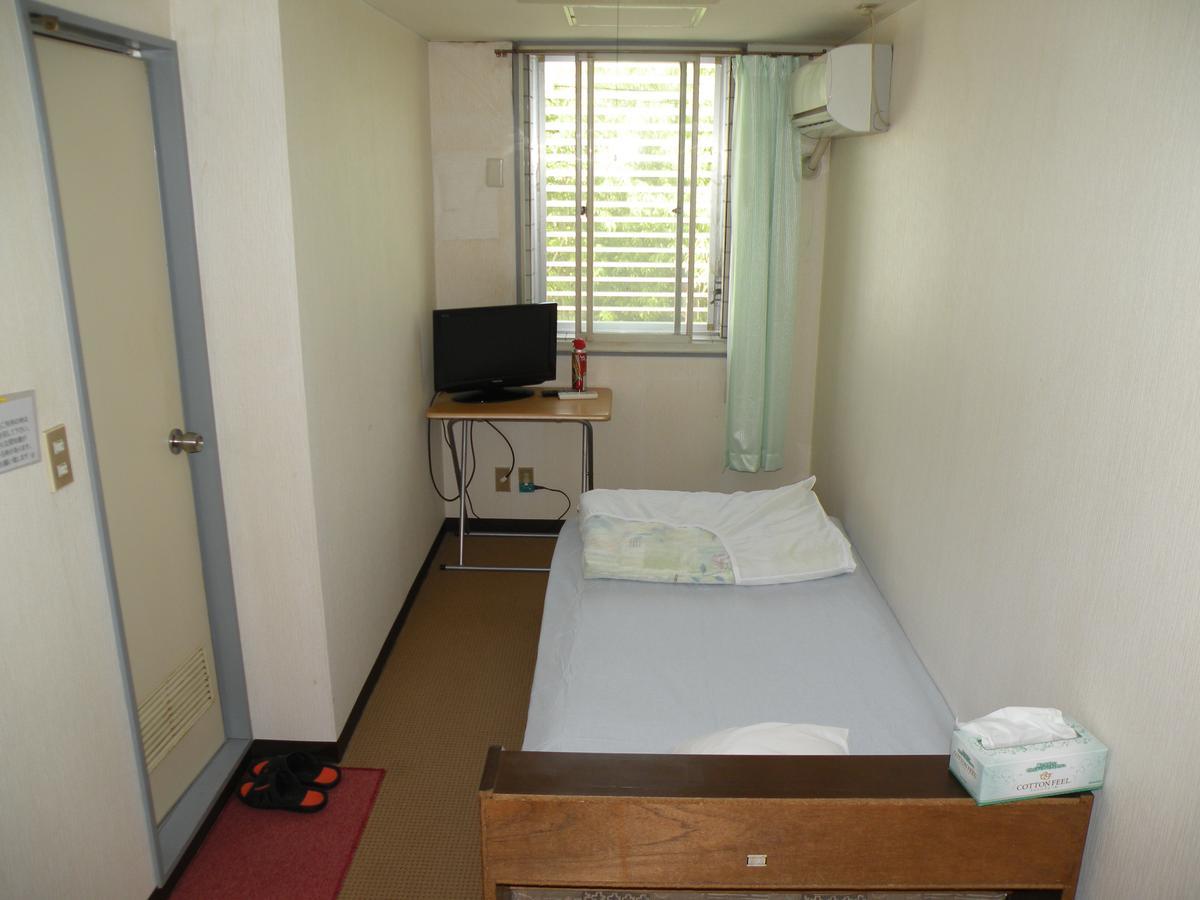 Business Hotel Minshuku Minato Tokushima Eksteriør billede