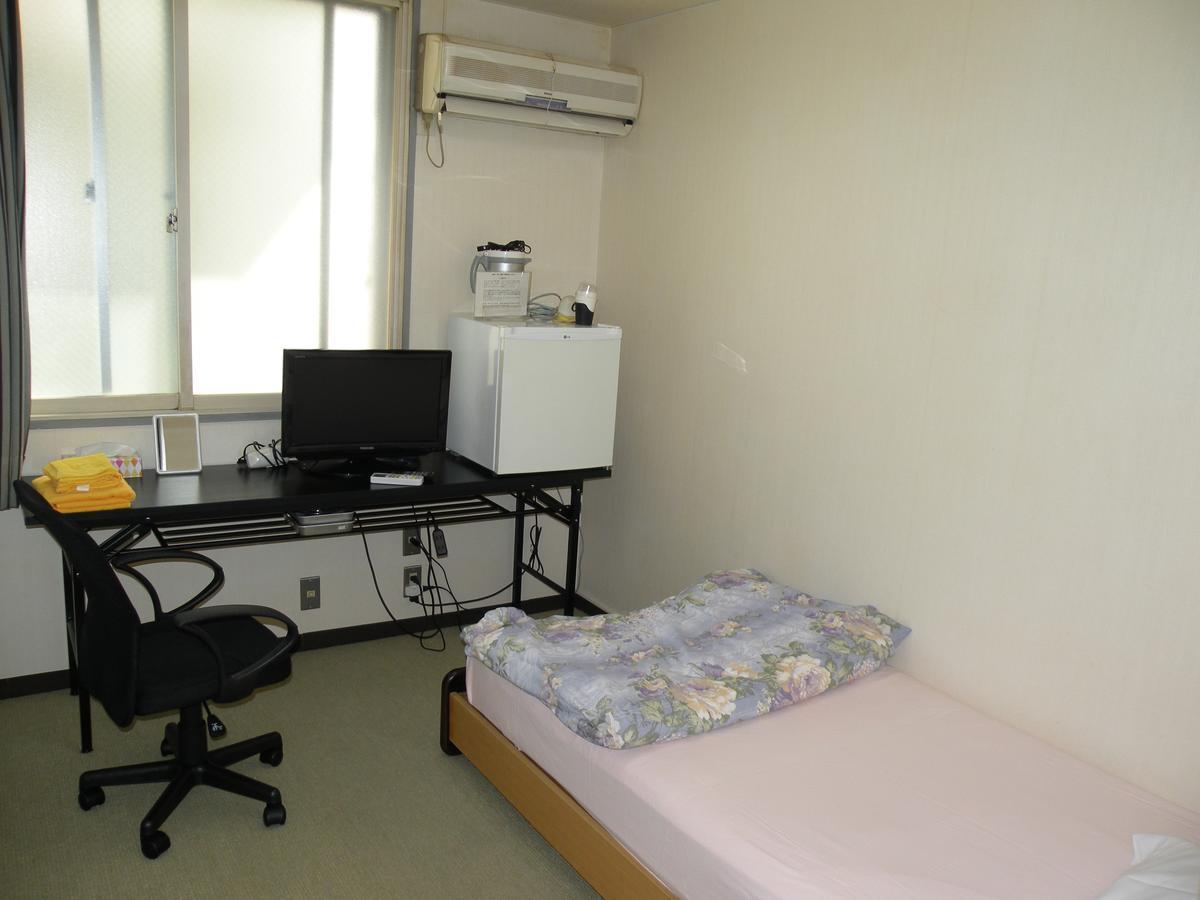 Business Hotel Minshuku Minato Tokushima Eksteriør billede