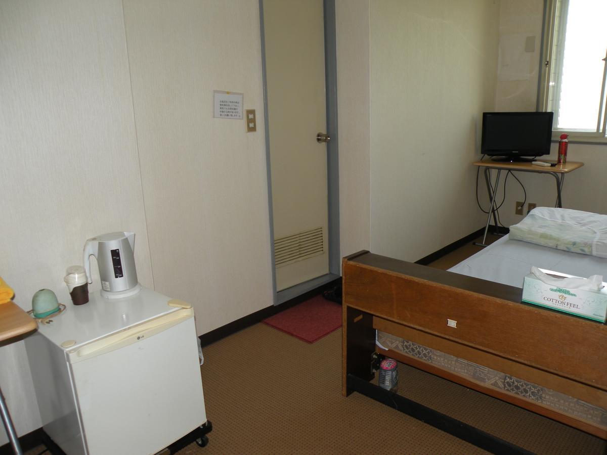 Business Hotel Minshuku Minato Tokushima Eksteriør billede