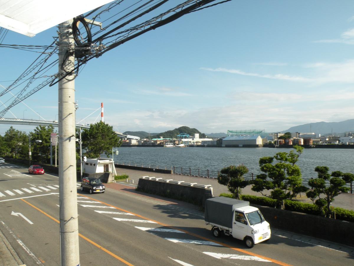 Business Hotel Minshuku Minato Tokushima Eksteriør billede