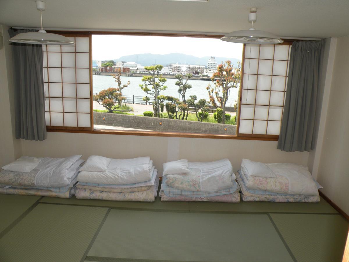 Business Hotel Minshuku Minato Tokushima Eksteriør billede